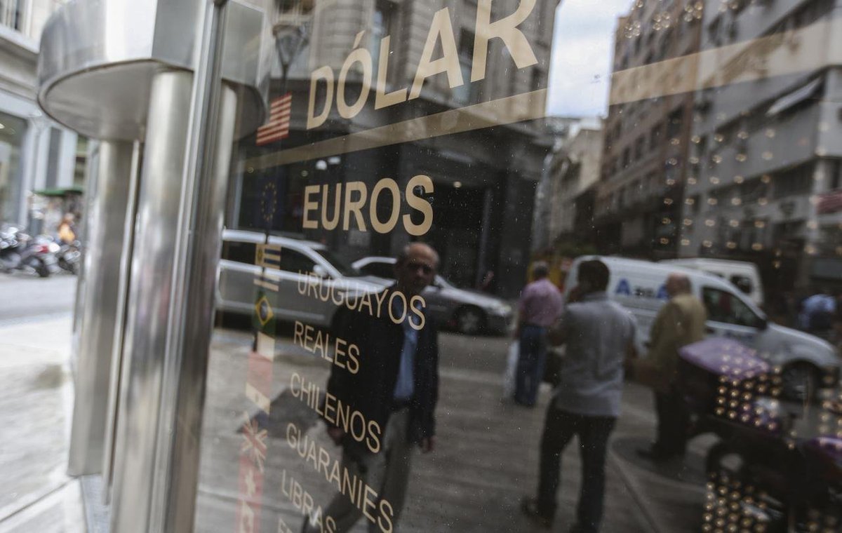 notisolidaria's tweet photo. 💵 DOLAR - CIERRE

Dólar Oficial $1.540,00 🔺 $5,00
Dólar Blue $1.560,00 🟰 $0,00

Seguinos en Telegram:
https://t.co/5CGKGPsoD8

#Ahora #Urgente #UltimoMomento
#Dolar #DolarBlue https://t.co/WI3kG8mogh