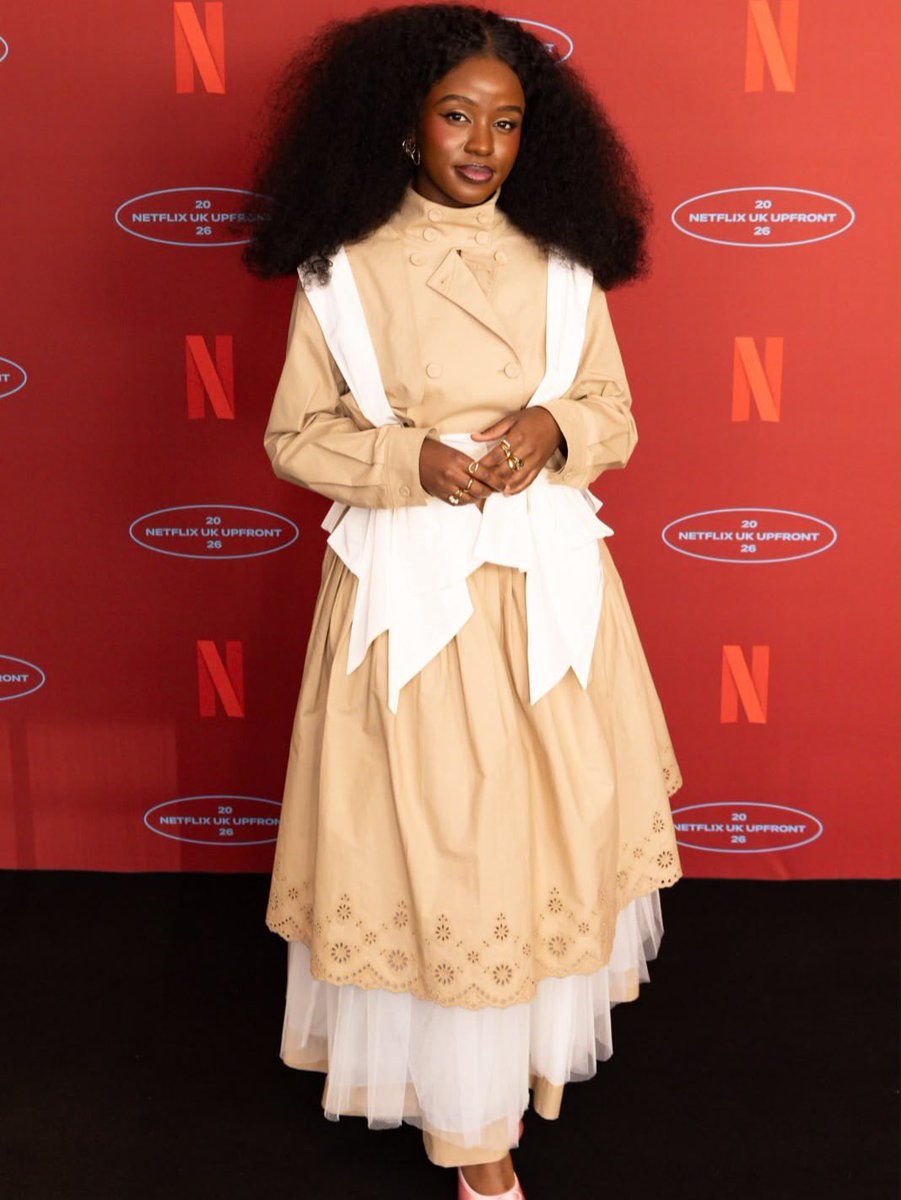 BlackFilmAlerts's tweet photo. ‘Bridgerton’ star, Masali Baduza, stuns at Netflix UK’s first Upfront event. 📸 https://t.co/YyuI2SCtOn