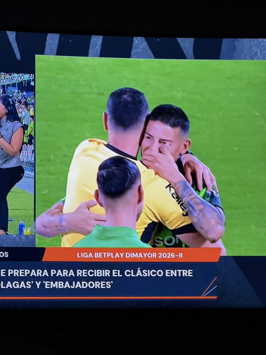 nicolas_mtl7's tweet photo. #SeptiembreMesDelAmor 🥰 https://t.co/UU3VvTBGQF