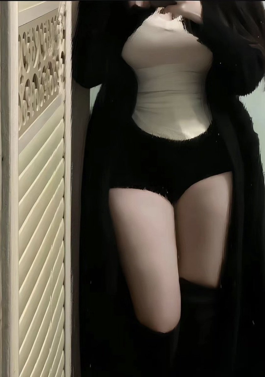 sniperB0t's tweet photo. 《女-加急匹配》：身材爆炸~

颜值中上 

喜欢比较强壮的男孩子

联系方式 : https://t.co/D72VPxFIp7 https://t.co/ENlviZANzH
