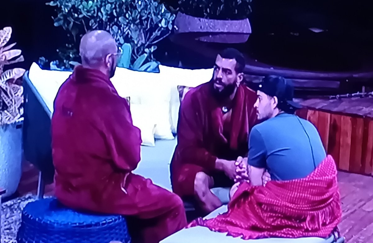 Stirbolo_77's tweet photo. OS JOGADORES ...
JUDAS P , O TEMPO BOM QUE NAO VOLTA MAIS E O CAGAO DE QUARTO BRANCO UM AMISTIRA DE DA LUA COM NERSO DA CAPITINGA 
FALANDO DO SERGINHO 
BANDO DE KUZAO
@afazendarecord 
@centralreality 
@_recordplus https://t.co/RIjFsJJ4MH