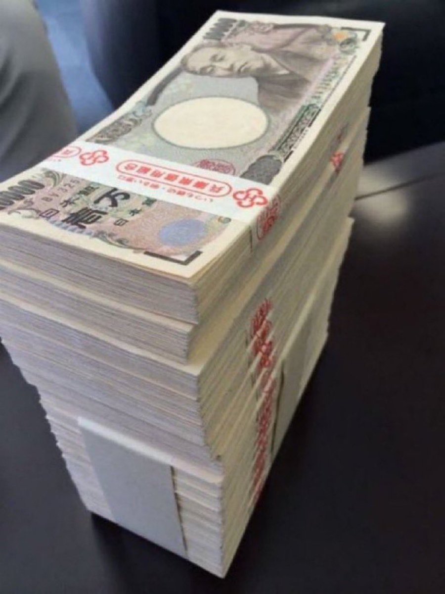 Umiviwo's tweet photo. 皆さん、正直に答えてください…！

1ヶ月の生活費として、いくら必要ですか？

① 50万円
② 100万円
③ 200万円
④ 300万円
返信かDMで、率直な意見を聞かせてください🫶🏻
皆さんの答えを知りたいです！ https://t.co/l2VRtSWF5b