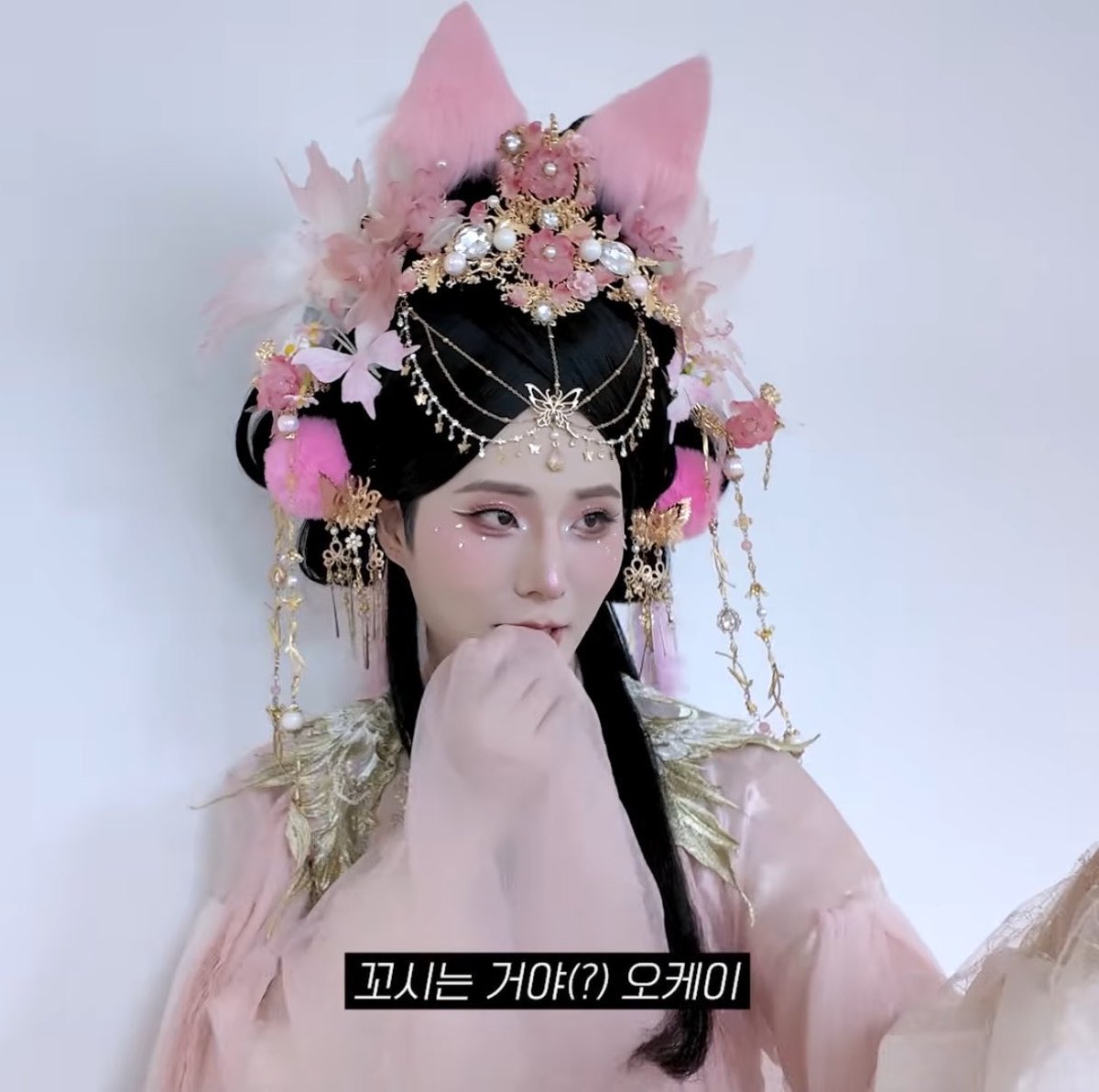 mungg7777's tweet photo. 이거 진짜 너무 예뻐서 혼란스럽네.. https://t.co/80h1YUTv9l