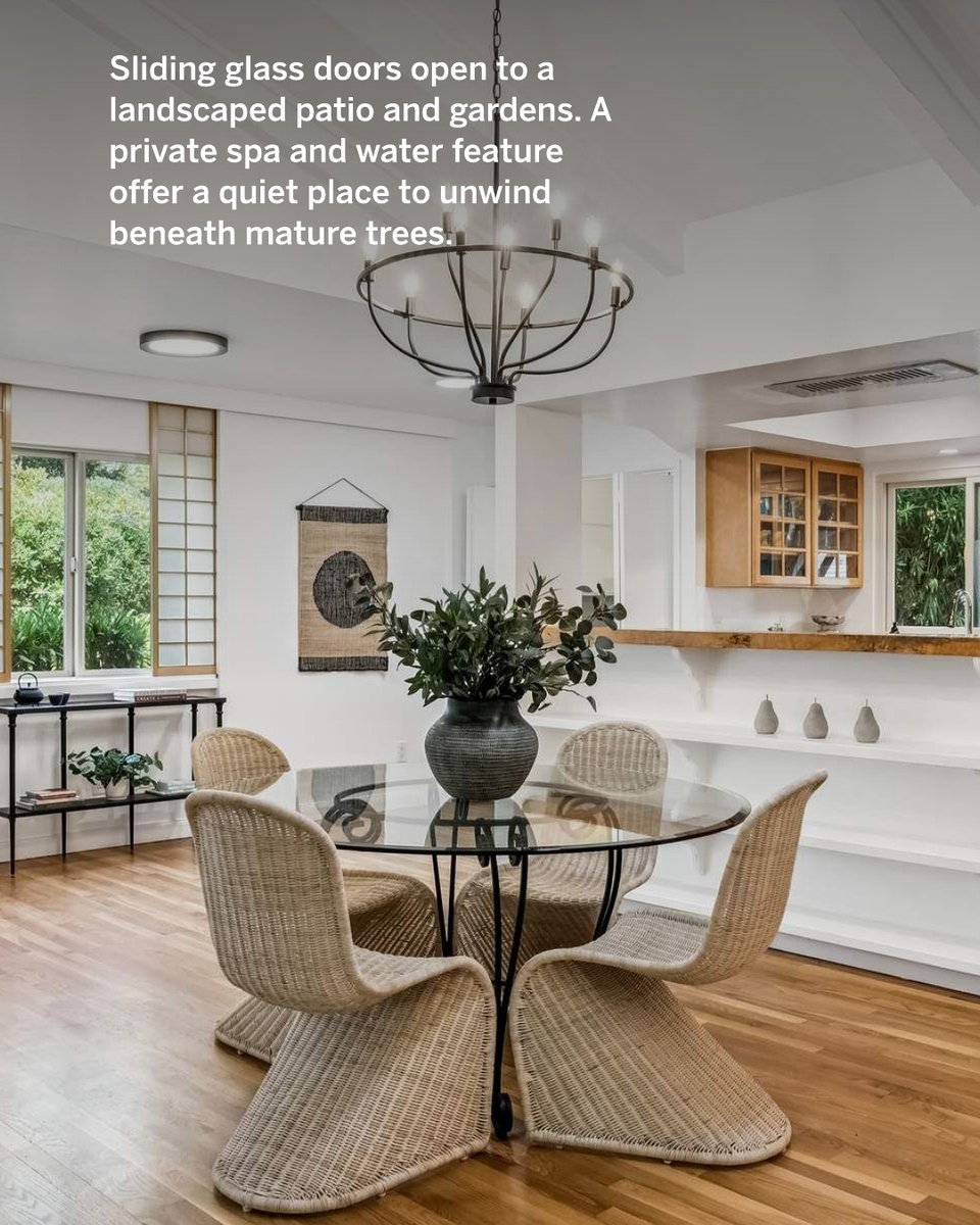 SIRWineCountry's tweet photo. Sophisticated living in the heart of Sonoma. This remodeled Park Creek Villas end unit offers vaulted ceilings, two en-suite bedrooms, and a private creekside yard with a spa, just moments from downtown.
https://t.co/03CGKw6enl https://t.co/5ATHroCUhS