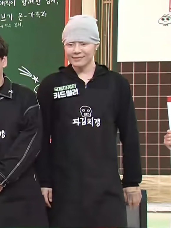 odkqk4's tweet photo. 히히캣표정 진짜 ㅈㄴ 귀여운데ㅅㅂ 하………힘들다 너무…….. https://t.co/vpvjNT1vcg