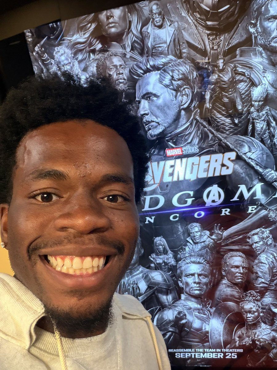 imdavisss's tweet photo. Now watching Avengers EndGame Encore 🫡 https://t.co/apGNke7Y5q