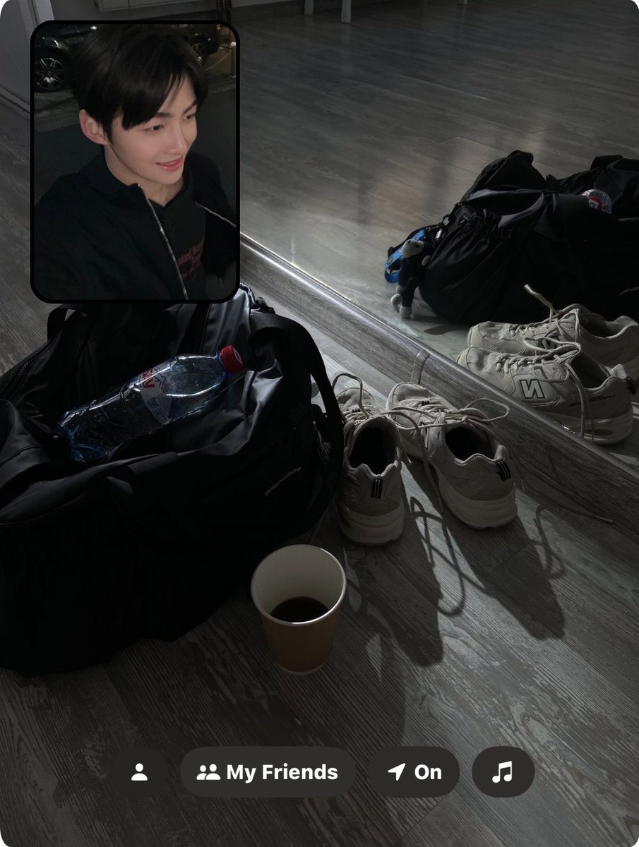 ourzhen's tweet photo. jihoon as a performing arts major in dance student: https://t.co/C40yiqm1DY