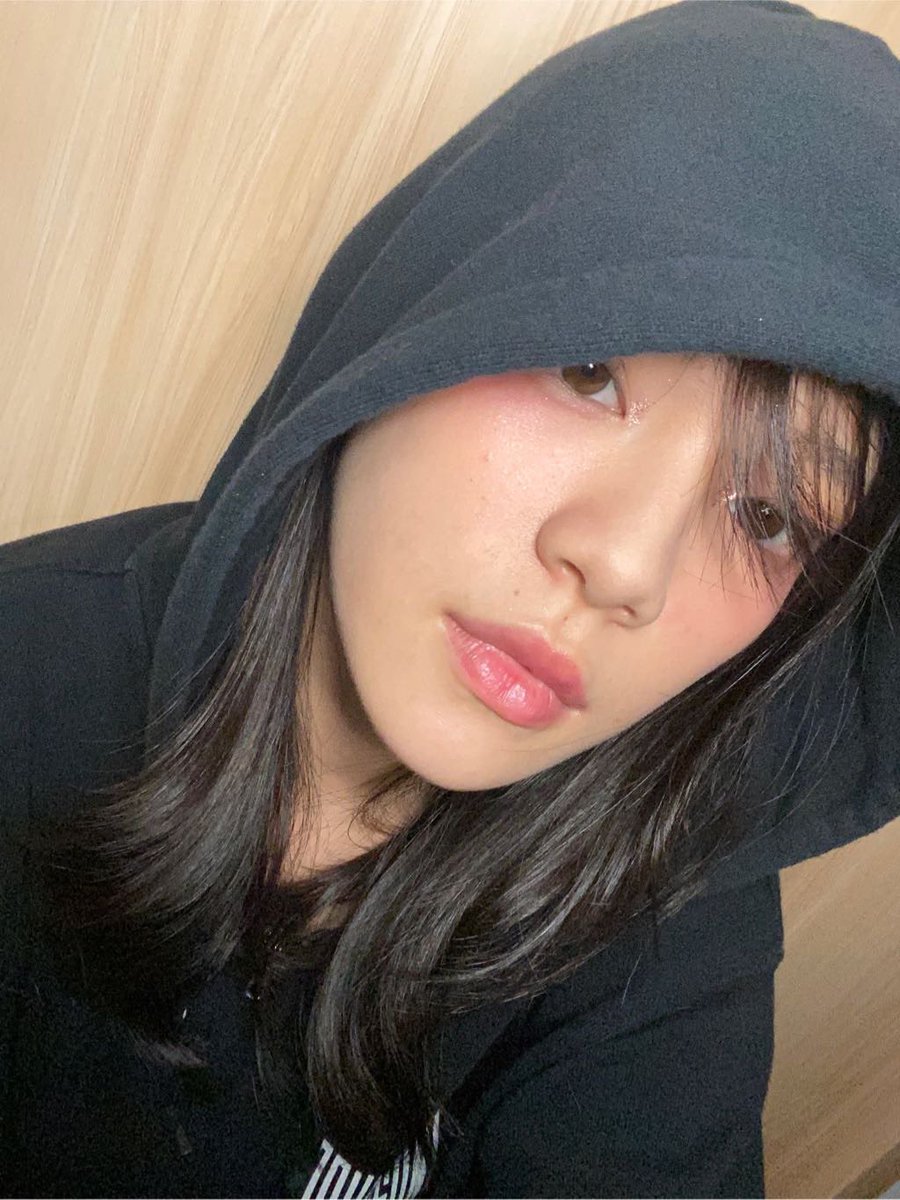 Dackue's tweet photo. Morning Cherprang 

เป็นวันที่ดี ทุกสิ่งราบรื่นน้า~🧡🐱🧡

#CherprangAreekul https://t.co/ZwGm00xtYX