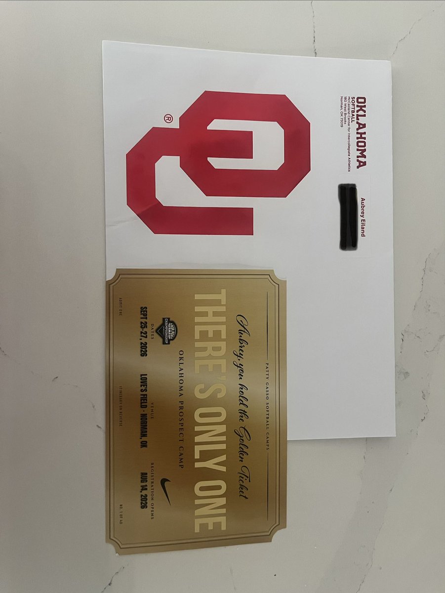 AubreyEiland5's tweet photo. Blessed to be among a select group of players to receive a Golden Ticket!  
Headed to @OU_Softball camp tomorrow for an exciting weekend!  
Thanks again @GassoPatty @jtgasso for the opportunity!
@hotshotsnation @gjpalme @joelAgarcia83 @JessicaL42100  @LegacySports_US @bhs_tiger @LineDsoftball @ExtraInningSB @PrepSoftball @SoftbalAmerica @THEWOWSB