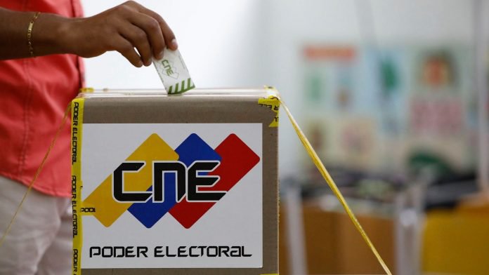Davidroblebxmp's tweet photo. Activos ycompartan ....
Rueden la voz....

Se están activando los supuestos consejos comunales otras vez.

Están pidiendo lo siguiente :

Datos de las familias completos.
Fotocopias de la cédulas.

Esto por supuestas elecciones que se van a realizar por comunidad https://t.co/RapItPoTPY