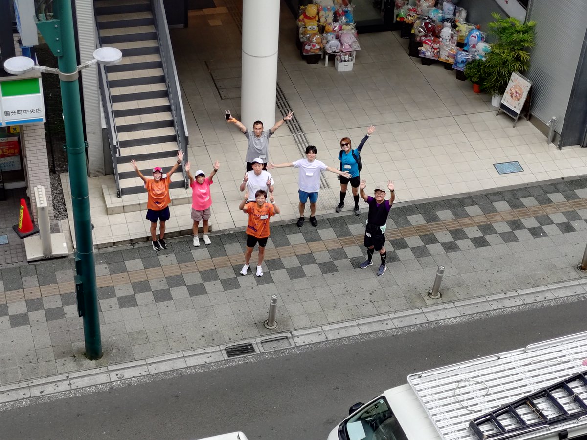 78event78's tweet photo. 2026.9.12、走った後は飲んで歌って踊るんです（踊った人はおりません）
第5回 国分町BARシェルターマラソン無事終了🙌
飲み放題の大会の様子は、七転八起ＨＰ(イベント2026-)にてー📷カラオケ強者集合ｗ
#マラソン #ランニング #BARシェルター #岩沼市 #名取市 #仙台市 #国分町 https://t.co/XwADHqjeel
