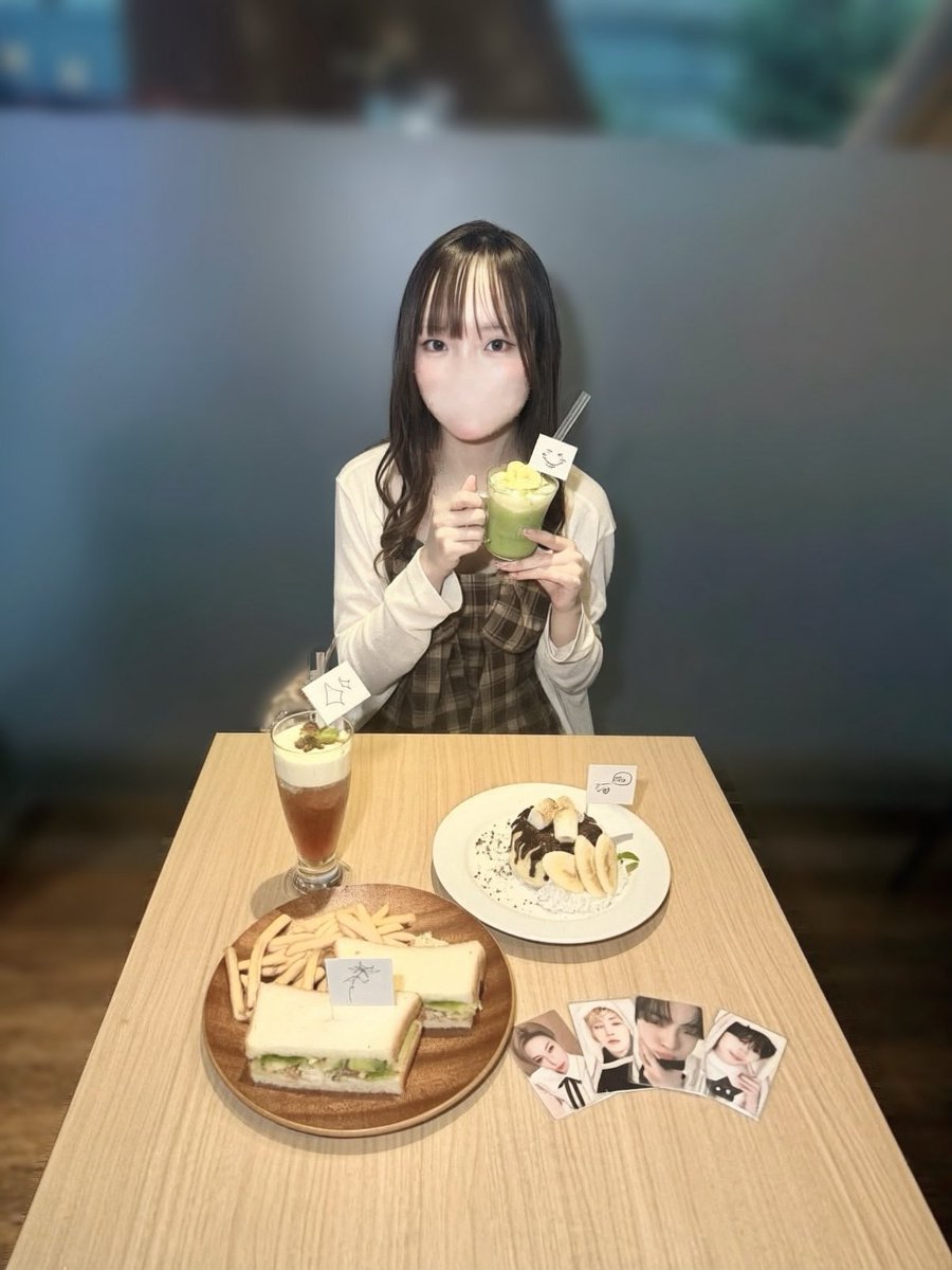 hyeo919's tweet photo. 260923 タワレコカフェ渋谷&amp;
                            INKIGAYO LIVE in TOKYO

神席だったけど写真あまり撮れなかったり合致もほとんどできなかったり後悔が多すぎた😭😭次の現場の時は会えなかった子もぜひ合致したい🥹🎶 https://t.co/R02NQ0HbAZ