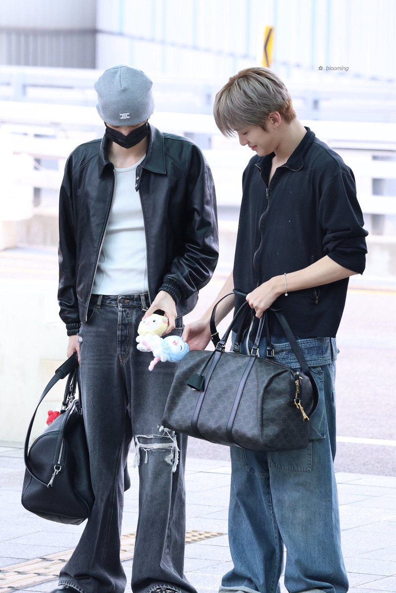 bloomingsy1107's tweet photo. 260925 ICN

#TWIMI #투어스 #TWS 
#신유 #SHINYU
#지훈 #JIHOON https://t.co/ReFZM2jCvp