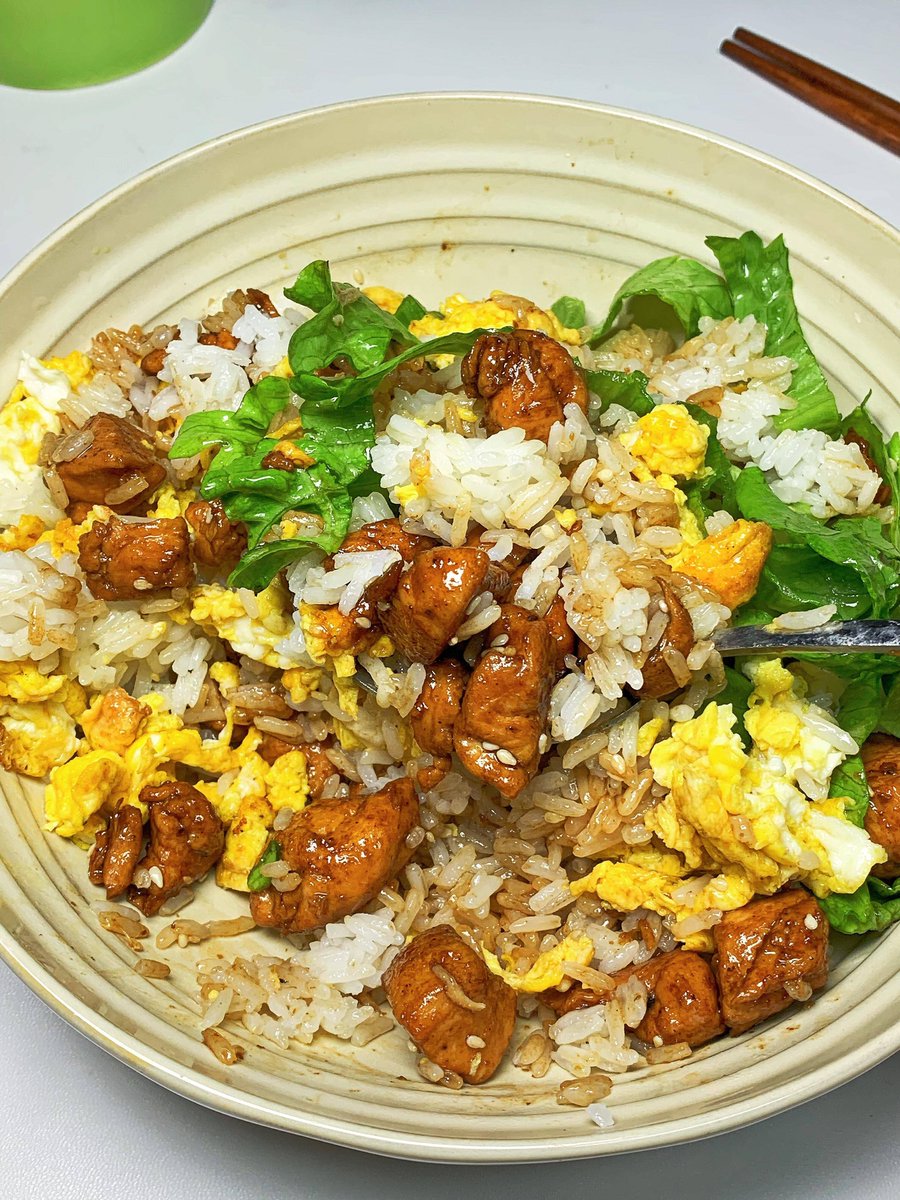 IrenaTshud87g's tweet photo. Homemade teriyaki chicken bowl with crispy veggies  Quick, cozy, and way better than takeout—weeknight win! https://t.co/Iu4KSbWPzK