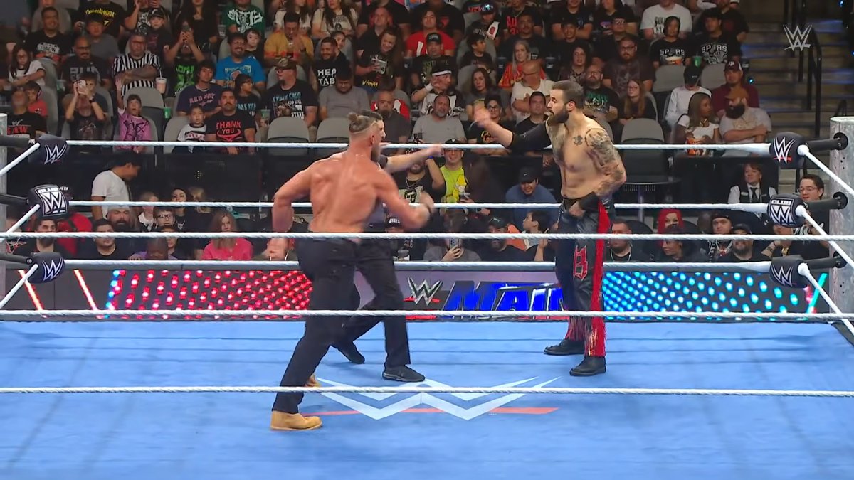 FalseFinishHQ's tweet photo. Big Cass vs Josh Briggs #WWEMainEvent https://t.co/w6C6v4FJOZ