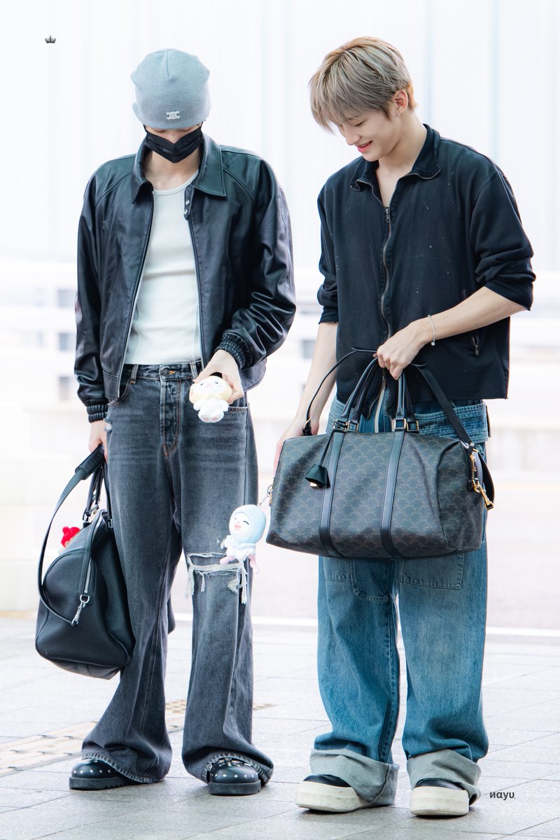 nayu031107's tweet photo. 260925 ICN

멍삐 존귀 ㅋㅋㅋㅋ

#신유 #SHINYU #シニュ 
#지훈 #JIHOON #멍삐
#TWS #투어스 #トゥアス https://t.co/S5cd2b3Rv6
