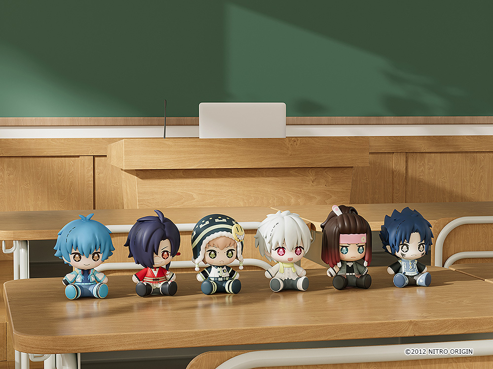 gsc_goodsmile's tweet photo. ＼ 新商品情報 ／

Huggy Good Smile
蒼葉／紅雀／ノイズ／クリア／ミンク／蓮

#HuggyGoodSmile は 
頭部にマグネットが搭載された 
お手元で楽しめるデフォルメフィギュアシリーズです♪

▼ご予約はこちら
https://t.co/9HVejjhjie

#ドラマダ #DMMd #CHiRAL #グッスマ https://t.co/G2BfradOuV