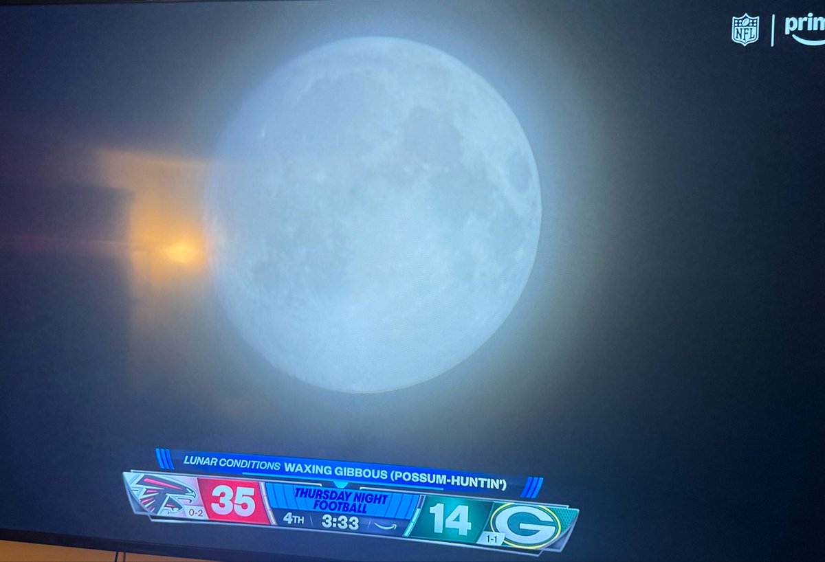 TJacobs3J's tweet photo. Commentators just brought up the waxing gibbous moon on @PrimeVideo . What does this mean for ball flight for qbs and kickers @NoahGragson @chasebriscoe @TaylorLewan77 @_willcompton 😂 https://t.co/wTzzgnabP0