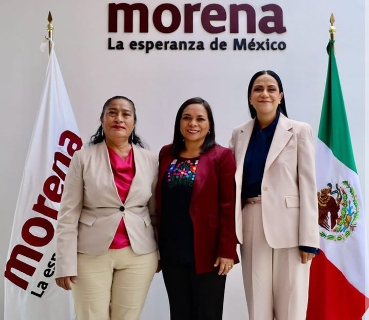 GacetaBusiness's tweet photo. *Beatriz Mojica, Ariadna Montiel y Abelina López acuerdan unidad de Morena en Guerrero* https://t.co/fybixxIhqn