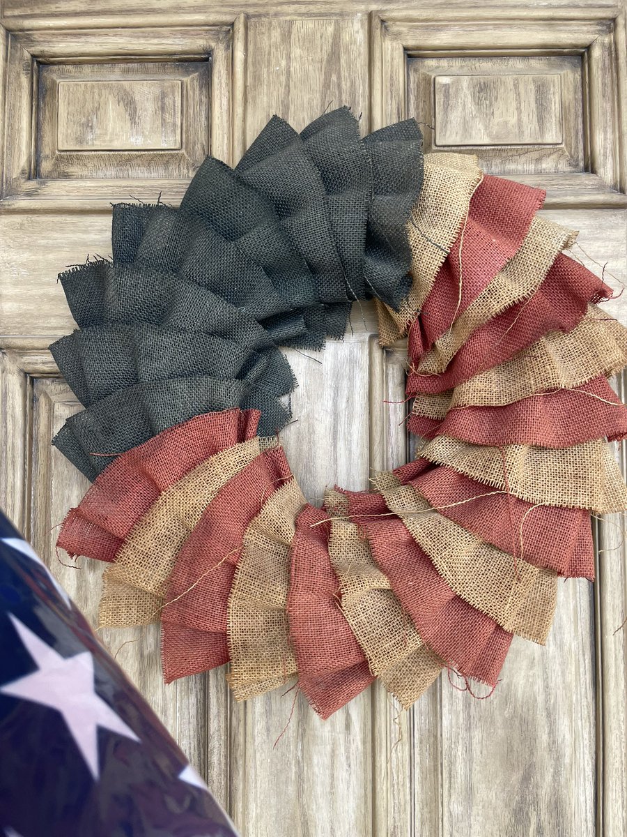 LaraGoodell's tweet photo. Knock, knock here we come! 
🇺🇸Get your freedom ticket!🇺🇸
https://t.co/349ug2nq8W
@TPAction @TexPolesky https://t.co/mYU07qNBnA
