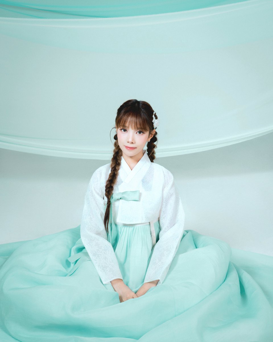BabyDONTCry_BDC's tweet photo. Happy Chuseok with BDC 🌕

#BabyDONTCry #BDC #베돈크
#Mia #미아 https://t.co/yKkL0fjYWK