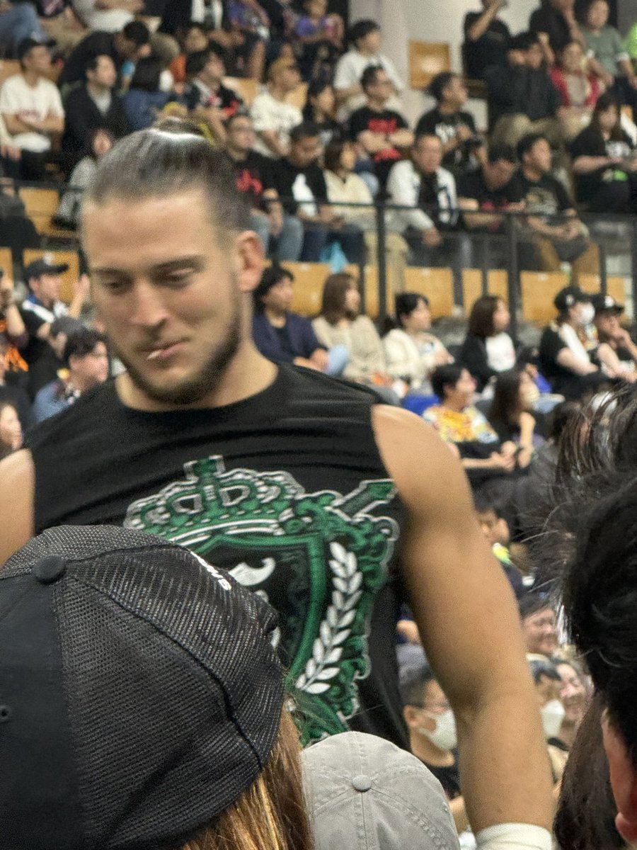 msn100delta's tweet photo. 2026.9.23新日本プロレス札幌大会
入場後、なんかブツブツい居ながらウロウロしていたゼインくんでした😏
#ZaneJay
#njpw
#njdest https://t.co/oeYw5nnntX