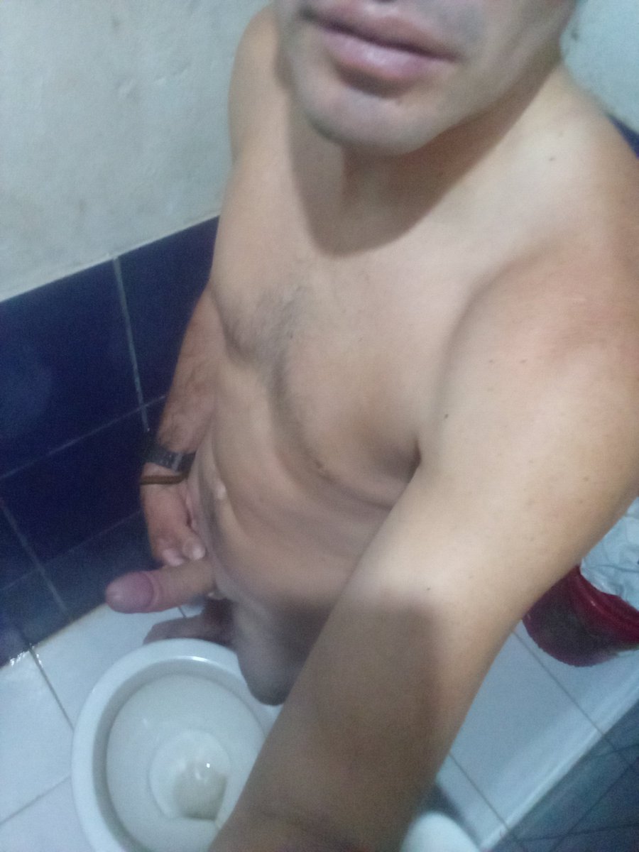 Fla_co_18's tweet photo. Prestas tu boca o tu culito 😈🔥 https://t.co/DKrZbWjohb
