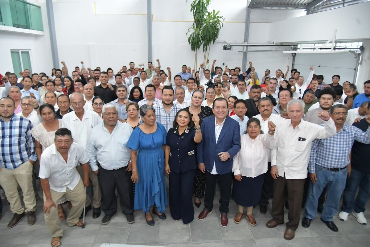 GacetaBusiness's tweet photo. Beatriz Mojica y Javier Saldaña: una alianza desde abajo, con la memoria de las luchas de Guerrero https://t.co/3HCihJKZrm