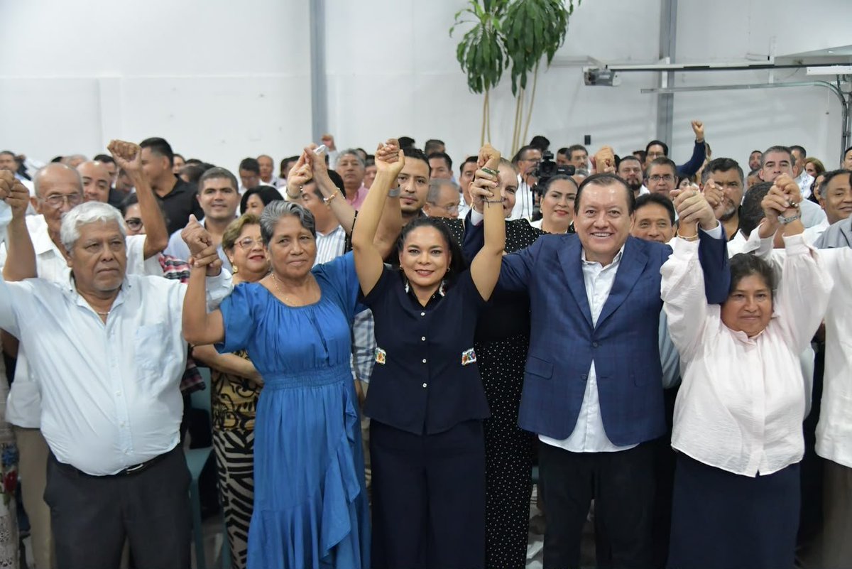 GacetaBusiness's tweet photo. Beatriz Mojica y Javier Saldaña: una alianza desde abajo, con la memoria de las luchas de Guerrero https://t.co/3HCihJKZrm