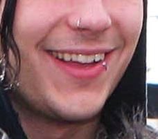 locknIoad's tweet photo. Wasn’t gonna drink tonight but I’m missing frank iero’s crooked teeth like a mf https://t.co/d4xW0PzwIe