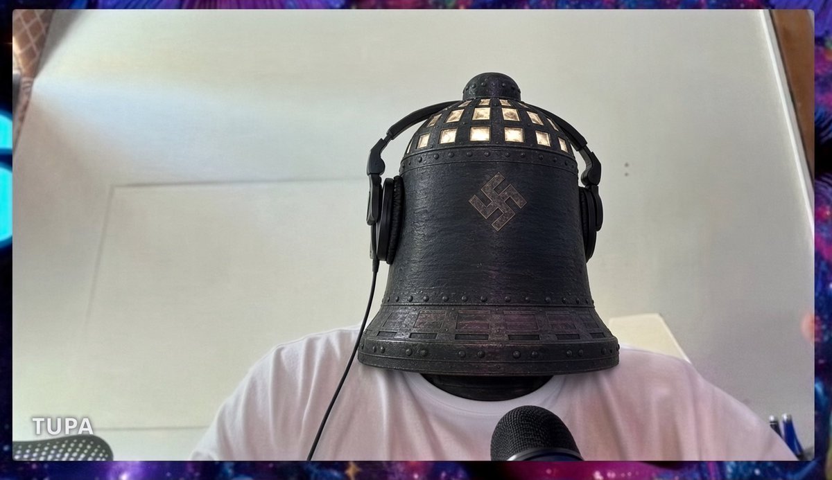 Bee1120x2's tweet photo. @Kingmilkfarts_ Nobody is ready for this conversation https://t.co/0FFLxcLiyu