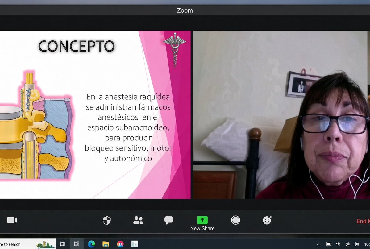 DrJeringas's tweet photo. -Nadie:

-La Anestesióloga dando clase: https://t.co/ug7zfOhc52