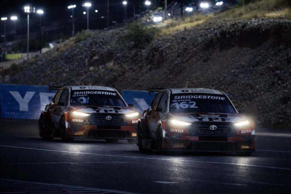DiegoLevyGuido's tweet photo. Empezando la prueba de luces en el Zonda de San Juan, comenzó el sueño de una fecha nocturna adentro de la montaña en 2027 del #TC2000 #TOPRACE y #FORMULANACIONAL
Increíble.💪👏👏✅
Mañana viernes y sábado nuevamente abierto al publico🤝 https://t.co/jbSz0fkDaG