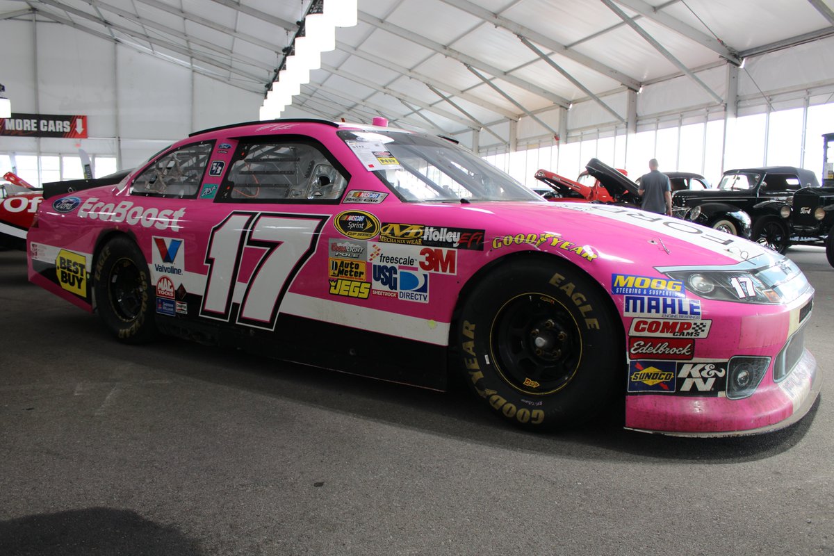 STaranto92's tweet photo. Matt Kenseth's pink Ford EcoBoost Fusion, the winning car from Talladega in the fall of 2012, is up for auction at Mecum Nashville.

Per @RFKracing , proceeds from the sale of this car will benefit the National Breast Cancer Foundation. https://t.co/eu8q5rQwxy