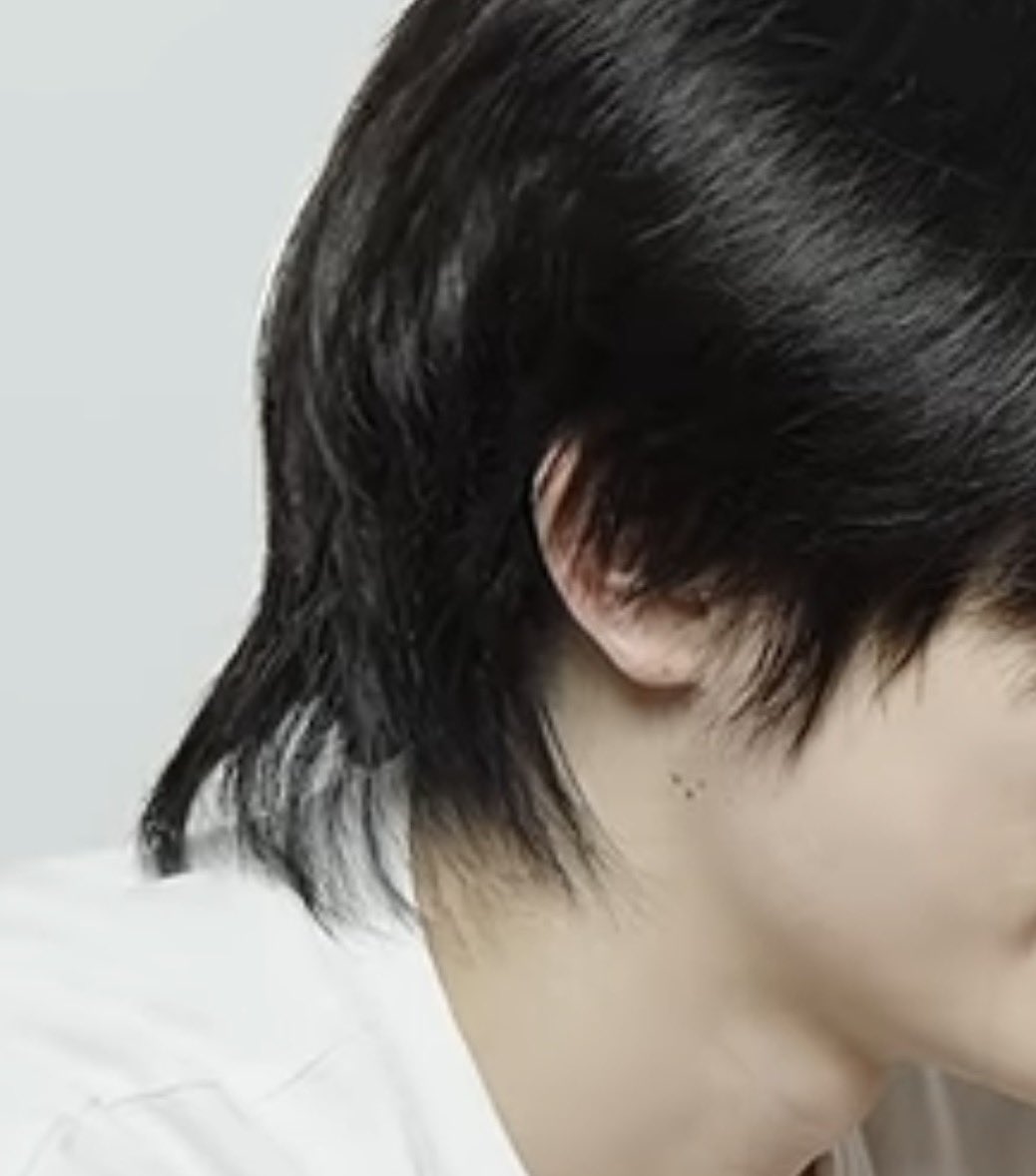 summerson1c_2's tweet photo. น้องเอเอมีขี้แมลงวันตรงข้างแก้มด้วยรึ น่ารักชะมุด

#AAashirakron https://t.co/woHWJY3ddY