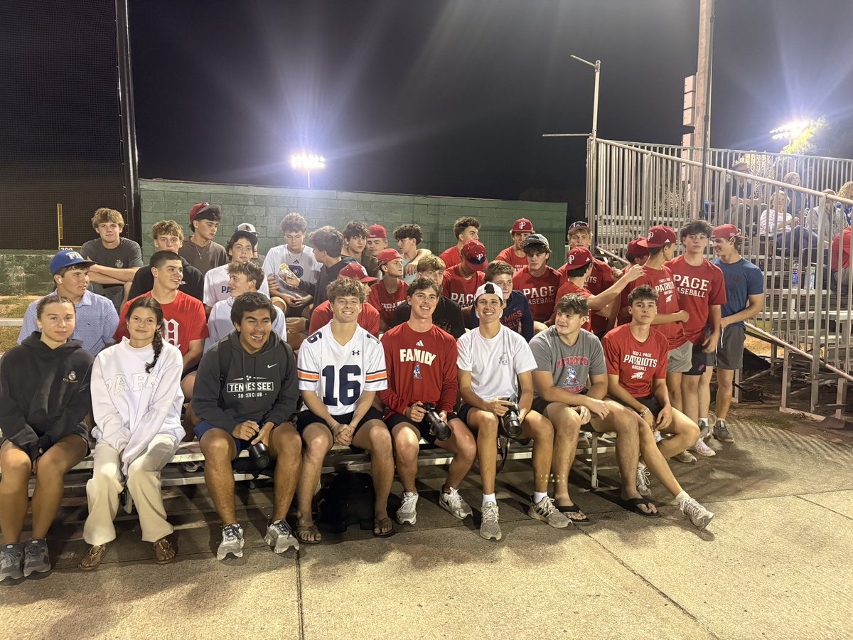 wcsPHSathletics's tweet photo. Shout out to @PAGE_baseball and the rest of our Patriot students for showing up tonight to support @PHSLadyPats! #phtid https://t.co/gQUhMvDSgU