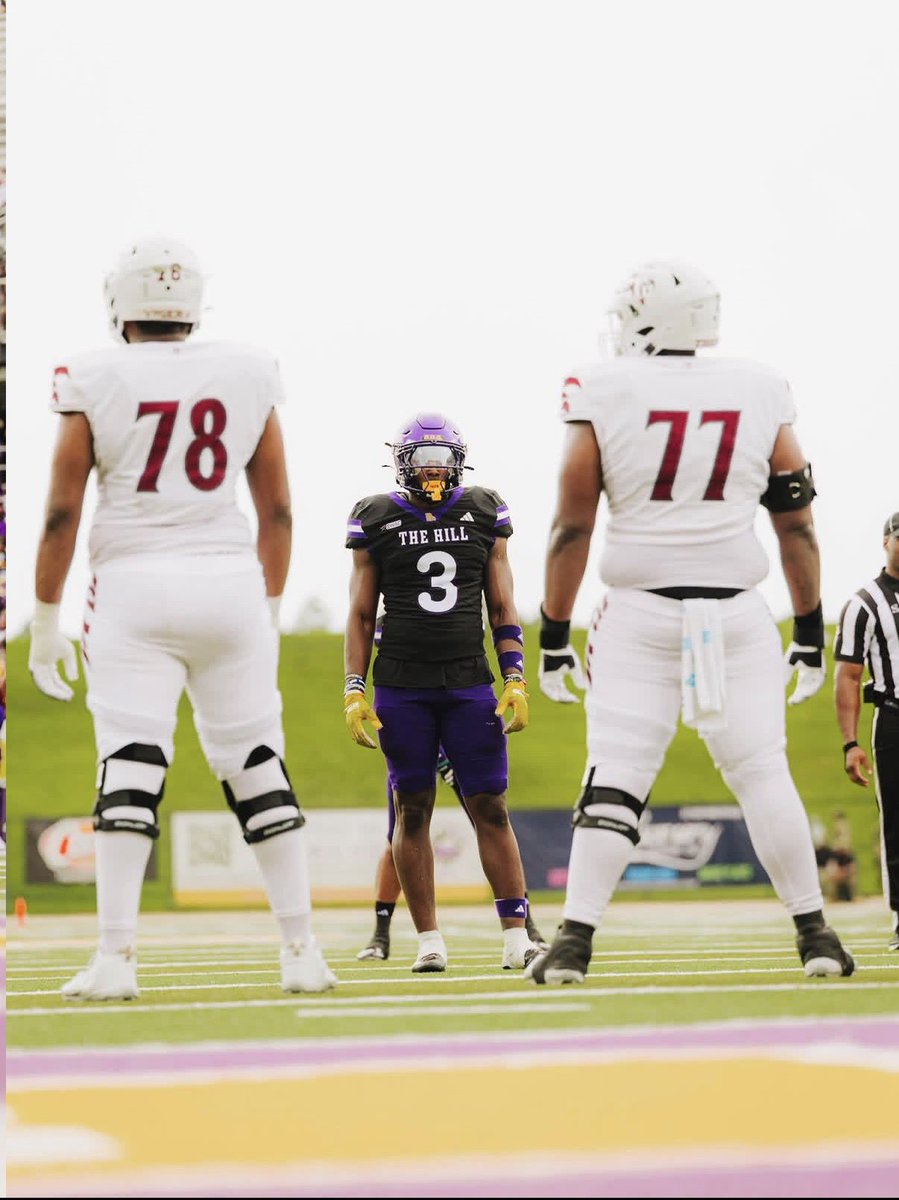 TamarcusSanders's tweet photo. Blessed to receive an offer from @pvamufb_ 
@CoachmartinezOL @CoachGuillot @CatchitPat @FBCoachKendrick @Coach_J_Morgan @BallCoachNelson @JUCOFFrenzy @JuCoFootballACE @JGonzalesJr10 https://t.co/uSWeNK02WZ
