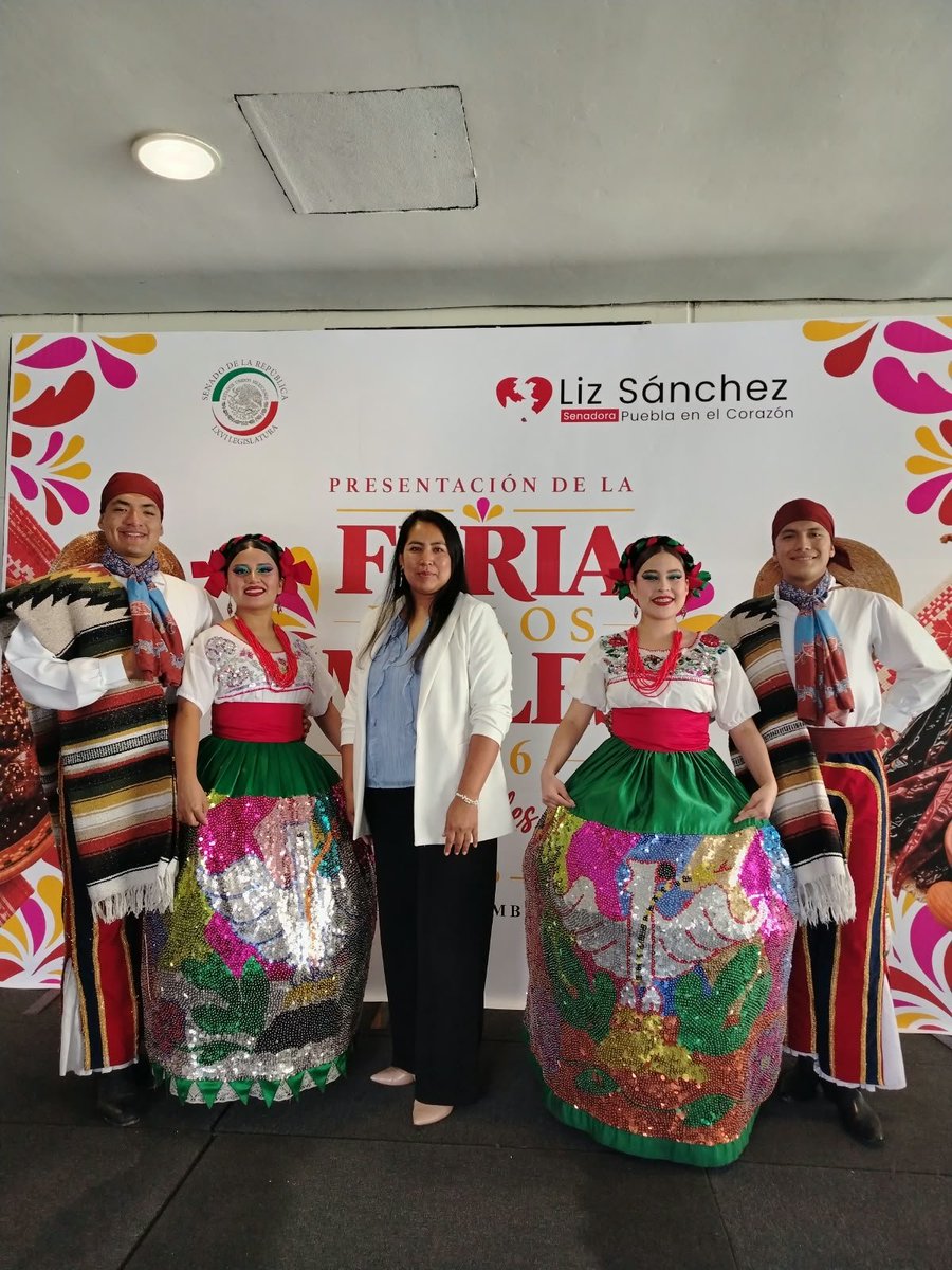 vmpuebla's tweet photo. Generales| La feria de los #moles 2026, se consolida como el evento #gastronómico más importantes de #México en #EUA
#UPEXT
#VisiónMetrópoli
Visítanos
https://t.co/9JQHsAmF4B
https://t.co/Sf7gg1gOk0 https://t.co/BFtW1WNERN