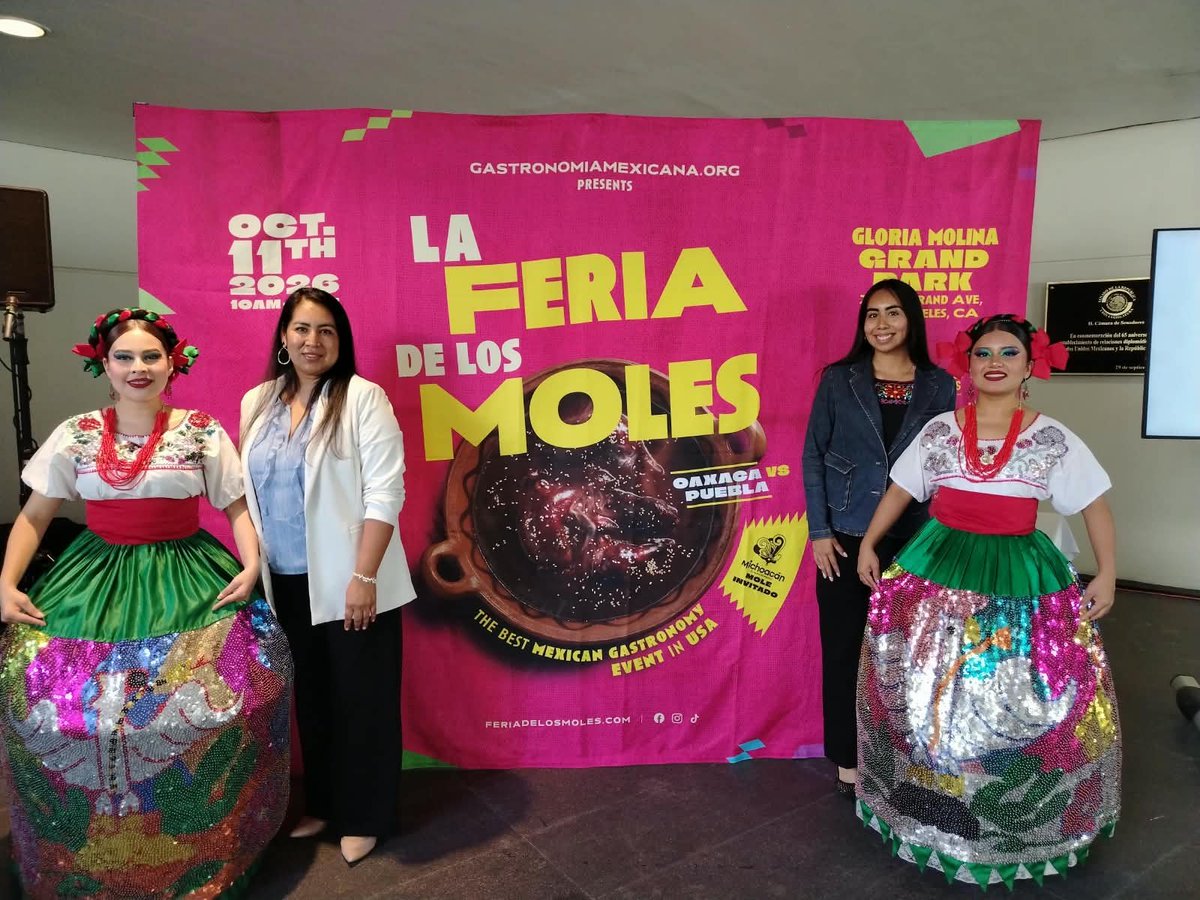 vmpuebla's tweet photo. Generales| La feria de los #moles 2026, se consolida como el evento #gastronómico más importantes de #México en #EUA
#UPEXT
#VisiónMetrópoli
Visítanos
https://t.co/9JQHsAmF4B
https://t.co/Sf7gg1gOk0 https://t.co/BFtW1WNERN