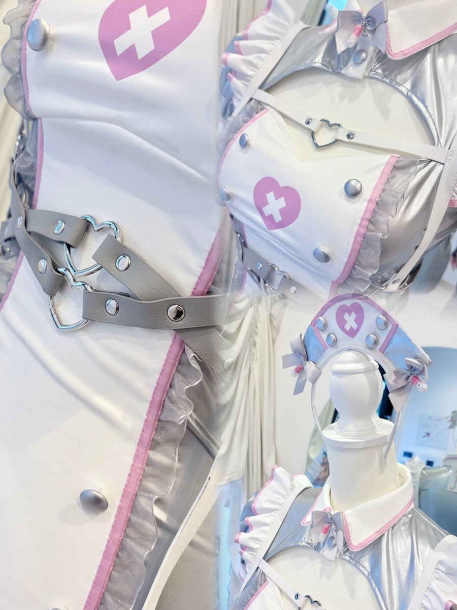 n_jyaa's tweet photo. i usually dont talk about pink x grey much but i need this so BAD😭and it's nurse themed get outtt https://t.co/AKXDpZrqX1