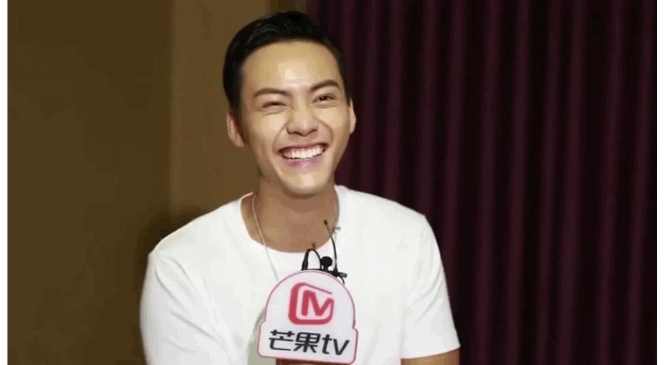 hunfluenza's tweet photo. [The guy grins widely, his teeth a sight to see as he shows a big, toothy smile that lights up the whole moment.] https://t.co/FyfaN16kR6