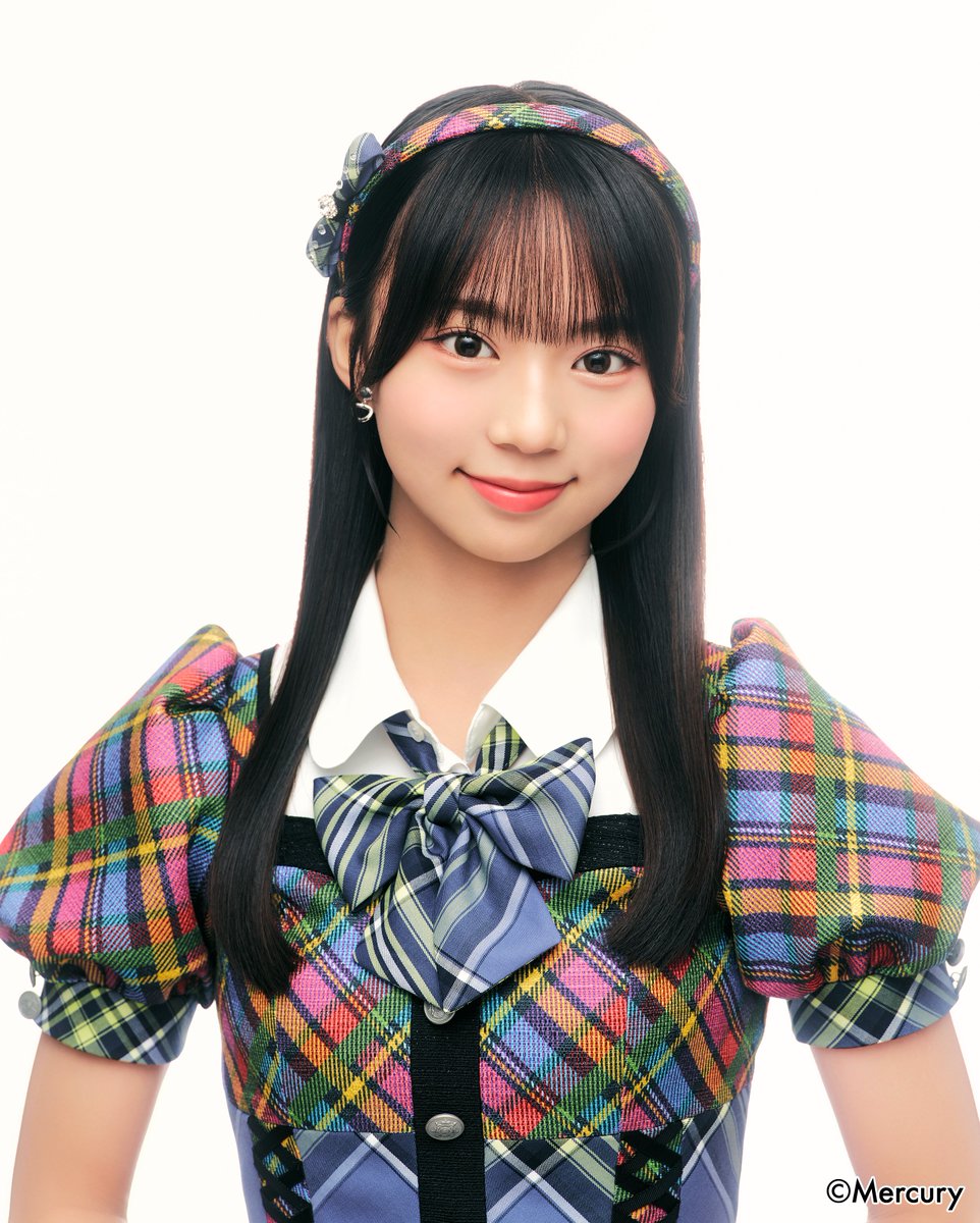 hkt48_official_'s tweet photo. 【第80回赤い羽根共同募金運動】

「福岡県共同募金会 一日局長」にHKT48が就任

運動開始から80 回目を迎える赤い羽根共同募金運動が、10月1日より全国一斉に始まります。
当日は、HKT48の #渋井美奈 #竹本くるみ #田中伊桜莉 #松永悠良 が「福岡県共同募金会 一日局長」に就任。赤い羽根 空の第一便伝達式や募金イベントを通じて、共同募金運動の開始を呼びかけます。

詳しくは、福岡県共同募金会のホームページをご覧ください。
https://t.co/sSqGDOGrJz

日時：10月1日 木曜日 11:00 ~ 14:30
場所：JR博多駅前広場 大屋根イベントスペース

#赤い羽根共同募金 #福岡県共同募金会 #HKT48