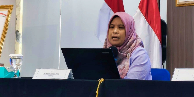 LambeSahamjja's tweet photo. ombudsman heran waktu sidak di halangi karna tidak ada izin:
- di bilang namanya juga sidak 
- harusnya tanpa pemberitahuan
- kewenangan ini diatur di uu nomor 37 taun 2008 tentang ombudsman ri terutama pasal 1 angka 1
- pas sidak tim ombudsman sempet ditolak masuk meski udah bawa surat tugas dari pimpinan
- petugas lapas bilang nunggu arahan kalapas dulu 
- tapi pas diminta koordinasi tetep aja gak dikasih izin masuk