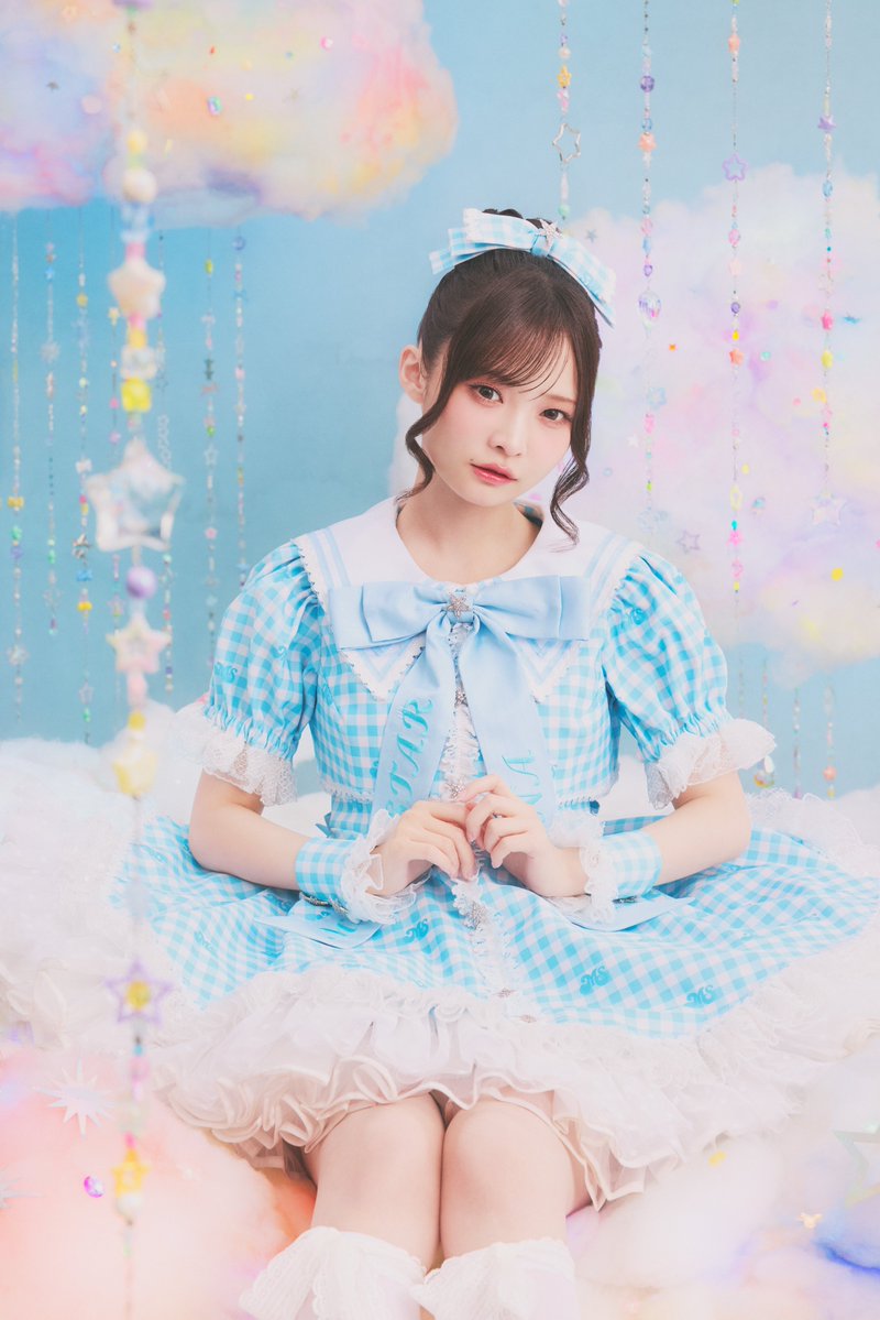 MORE_STAR_'s tweet photo. 【🩵#高梨ゆな 新アーティスト写真🌟】

🩵高梨ゆな @yuna_ms0918

出身：千葉県
生年月日：2005/09/18（21歳）
担当カラー：水色

MBTI：INFP
特技：ピカソのフルネーム暗唱
趣味：アニメ鑑賞、読書

#MORESTAR #もあすた #WITHKAWAII https://t.co/o5JvgJIYtW