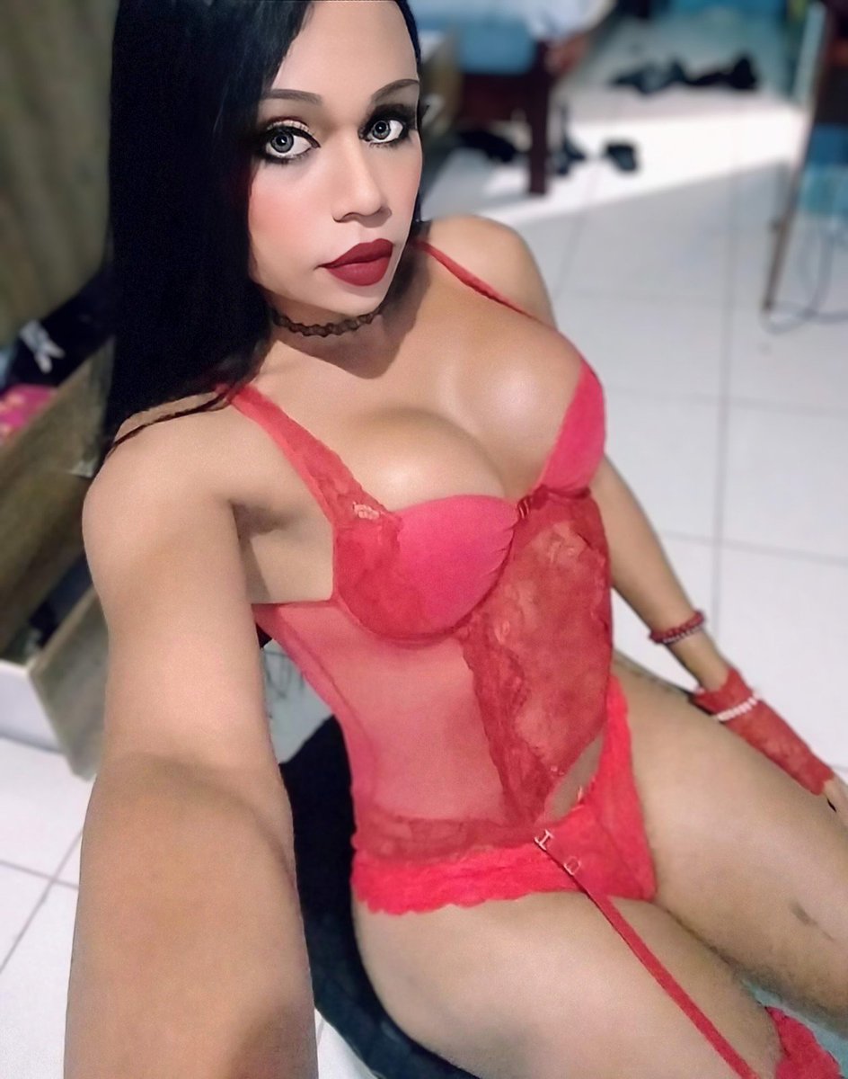 refontine1's tweet photo. Trans safadinha . https://t.co/y5Lbph89bt