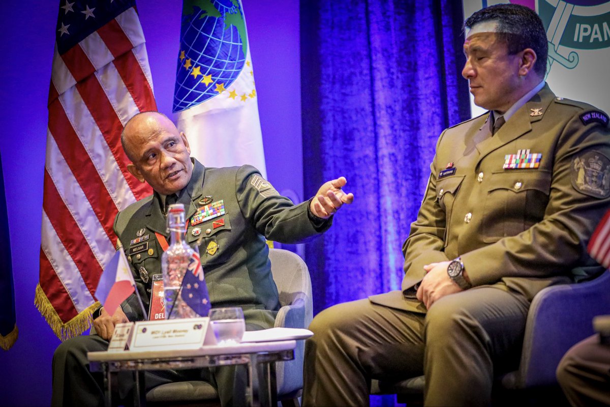 USARPAC's tweet photo. The forum may be over, but the work is just getting started. 🤝

At IPAMS, Senior Enlisted Leaders from across the Pacific tackled a big question: How do we get better at working together?

#IPAMS #FreeAndOpenIndoPacific #StrongerTogether https://t.co/Psd7CKaYy6