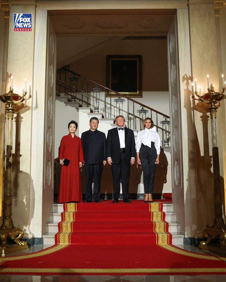 FoxNews's tweet photo. President Trump welcomes Chinese President Xi Jinping to the White House for a state dinner, bringing together some of the biggest names in American business and technology.

Among the high-profile guests are Elon Musk, Jeff Bezos, OpenAI CEO Sam Altman, NVIDIA CEO Jensen Huang, Meta CEO Mark Zuckerberg and Apple's Tim Cook.

The dinner caps the second day of Xi's three-day state visit to Washington, with trade, artificial intelligence and strategic stability among the major issues surrounding the visit.