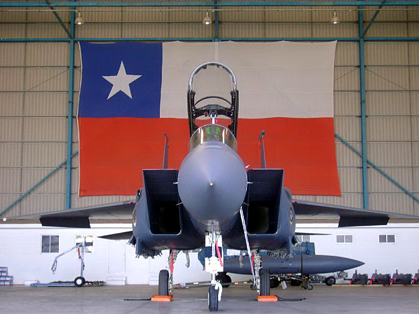 JoaquinContri's tweet photo. El F-15 podría ser la mejor opción para el merecido descanso de los Tigres. Compatibilidad de sistema de armas/logistica, maduro en su base de combate y nos da superioridad aérea. Los vecinos no tienen en el engranaje completo en el aire, Chile si. https://t.co/eQ8CJqnA2A