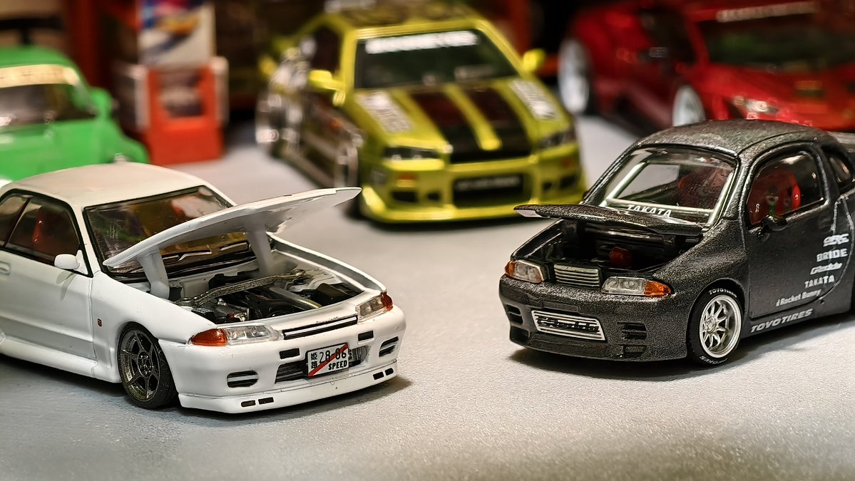 Giga_Penguin's tweet photo. Normal R32 & Tiny R32 😂
Love the Pocket Bunny R32, definitely the best Pop Race this year!
#164scale #164diecast #nissan #r32 #pandem https://t.co/jOUJ1xhnqE