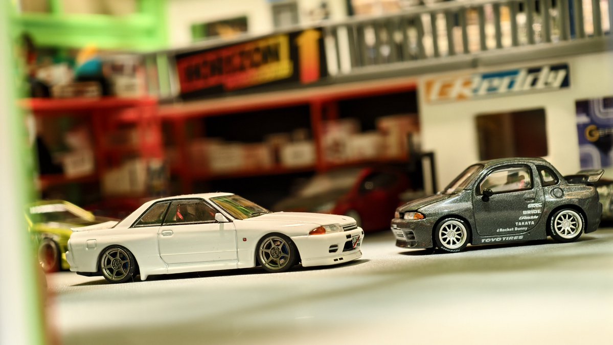 Giga_Penguin's tweet photo. Normal R32 & Tiny R32 😂
Love the Pocket Bunny R32, definitely the best Pop Race this year!
#164scale #164diecast #nissan #r32 #pandem https://t.co/jOUJ1xhnqE